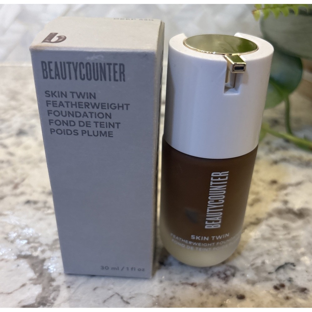 BEAUTYCOUNTER Skin Twin Featherweight Foundation 1 Fl Oz Deep 620